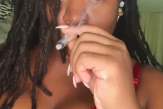 QV $pecial • OUTCALLS - Image 9