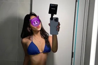 Venezolana Ardiente Exclusiva - Image 1